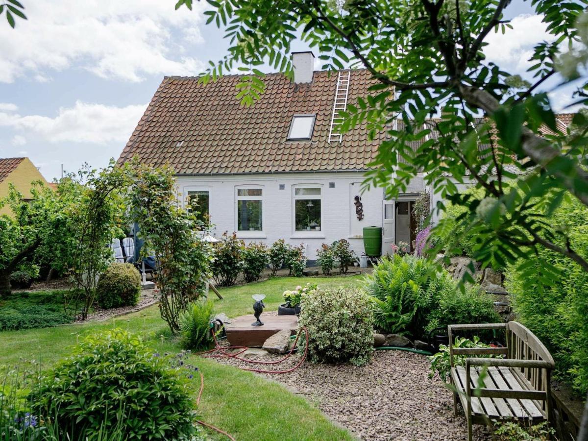 4 Person Holiday Home In Allinge Allinge-Sandvig Exterior foto